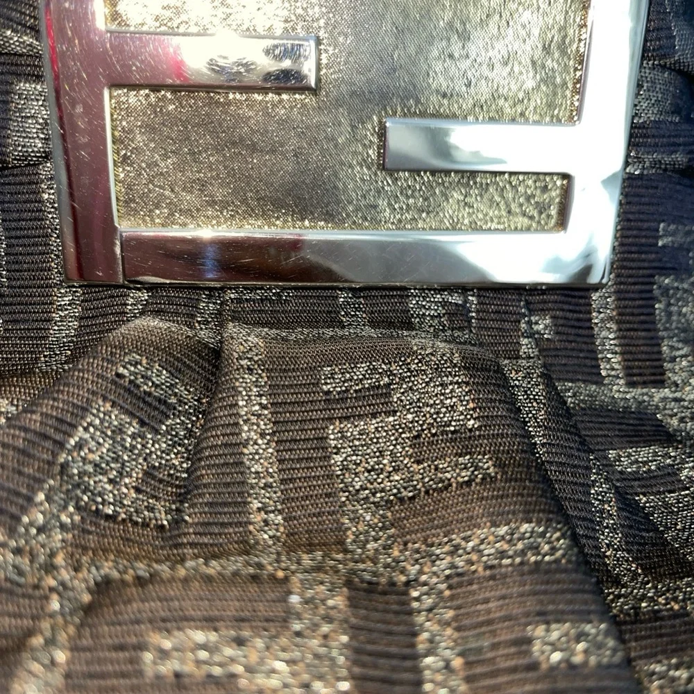 FENDI RARE FIND mia should tote Zucca excellent condition size 16W X 11H large - Picture 5 of 17